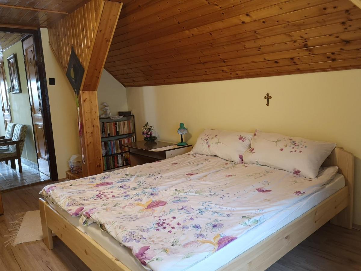 Szabó Vendégház Siklós Exterior foto